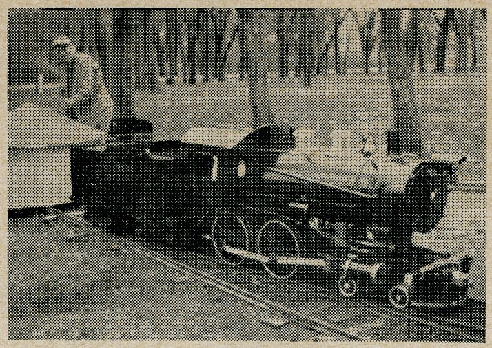 File:DouglasWagner 15InchLoco.jpg