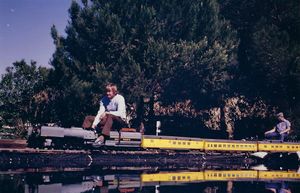 Jack Sessums rounds lake LALS, May 1980. Photo by Ward.