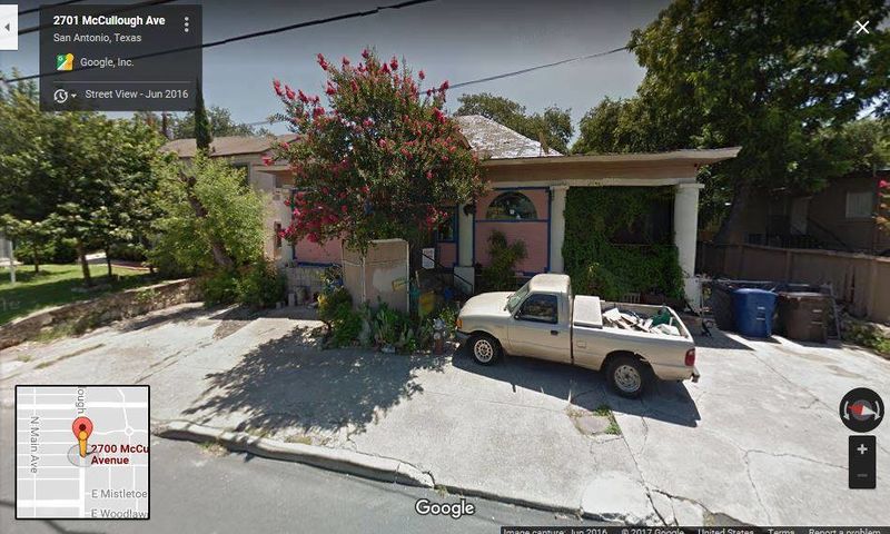 File:2626 McCulloghAve Ces and Ronnies Hobbies San Antonio.jpg