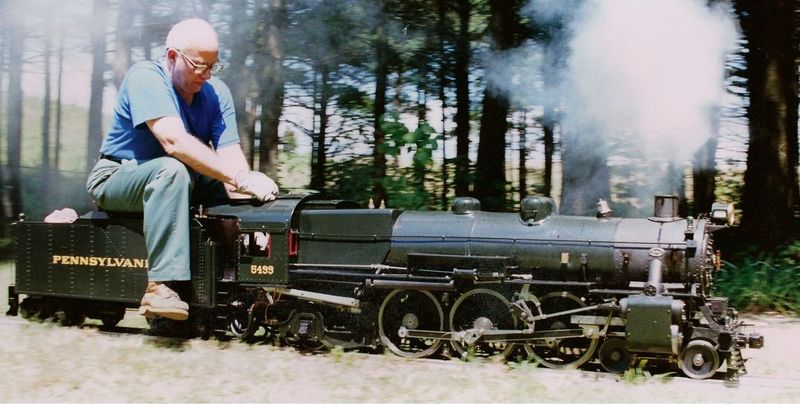 File:Lindy KnightK4.jpg