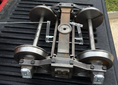 Allen Models of Nevada new Arch Bar Truck. Photo by Steve Alley, 2 December 2015.