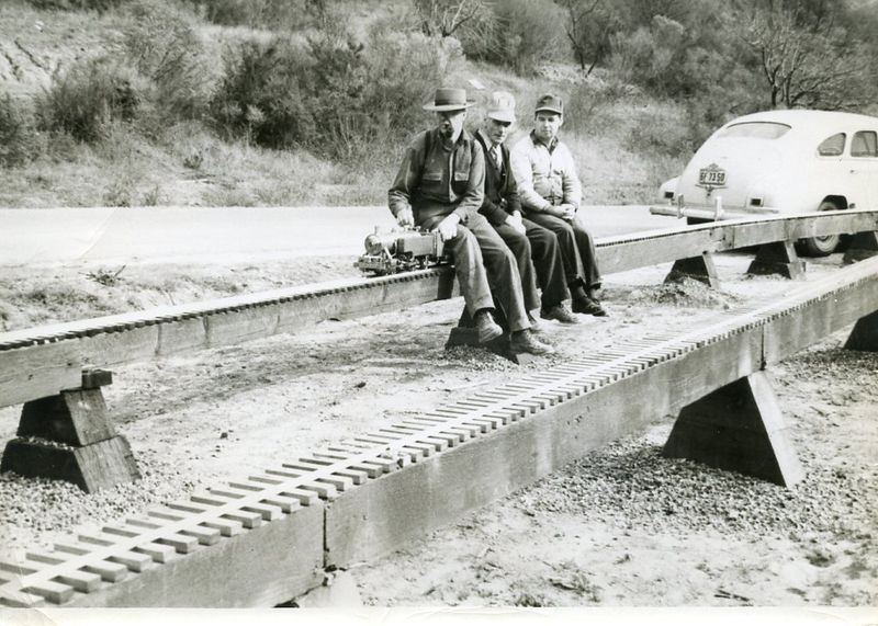 File:BarneyEmerson VicShattock LarryDuggan GGLS RedwoodCanyon 1949.jpg