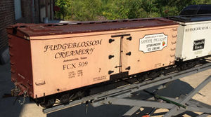 RailwayHardwareCompany boxcar2.jpg