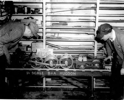 Lester Friend's "Cleopatra" Boston & Albany Hudson in 1.5 inch scale, Danvers, 1949. The two men admiring the chassis are Bill Leggett Jr on the left and Bill Van Brocklin on the right. Photo by A.W. Leggett.