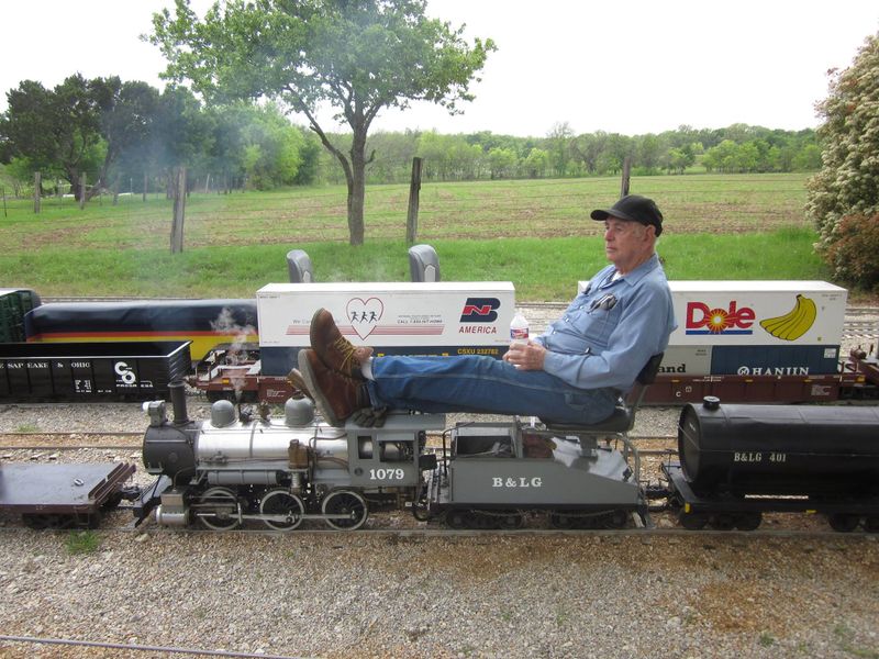File:BobGray AVWRR 2015.jpg