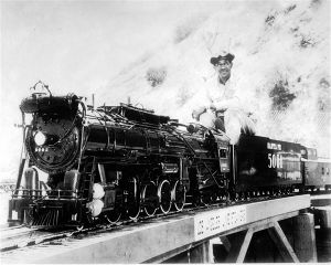 Frank Mann and ATSF 5001 at the Los Angeles Live Steamers track, date unknown.