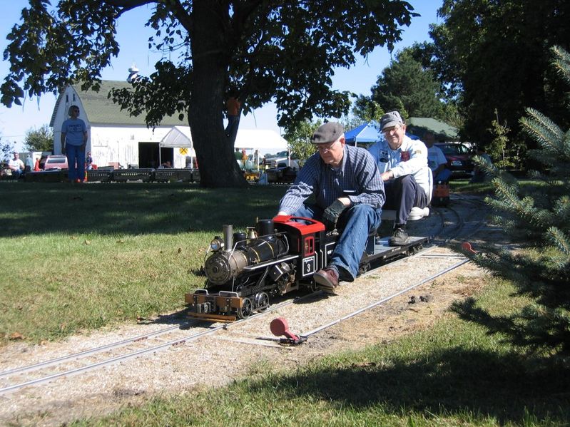 File:Model Steam Engineers kick switch 3.JPG