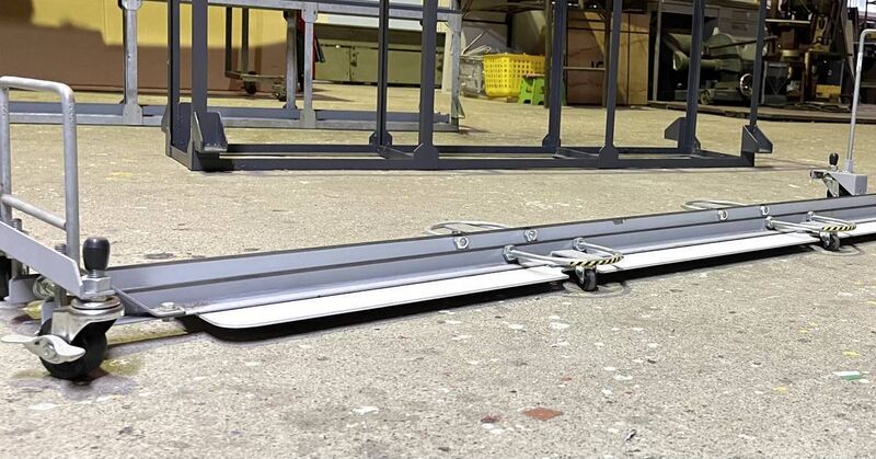 File:LowboyLocoTransferTableEbay 05.jpg