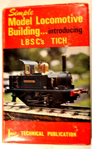 File:SimpleModelLocomotiveBuildingIntroductingLBSCsTich.jpg